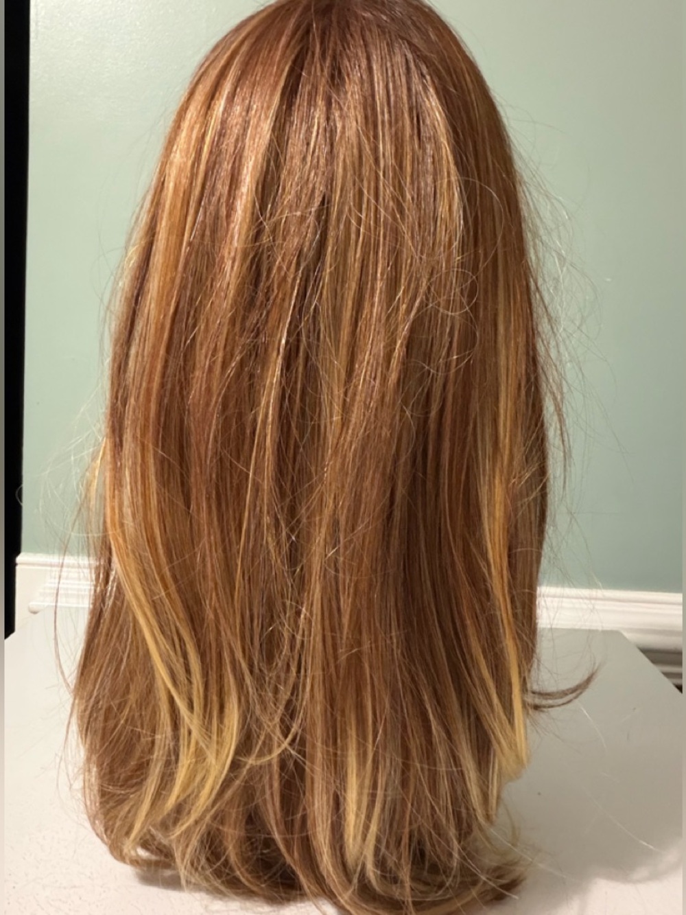 Toni Brattin wig - all grown up - red blonde heat friendly - Picture 2 of 3